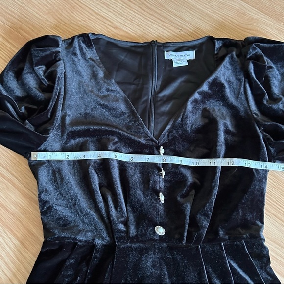 Urban Revivo Black Velvet Mini Dress Size 4 - Picture 9 of 10